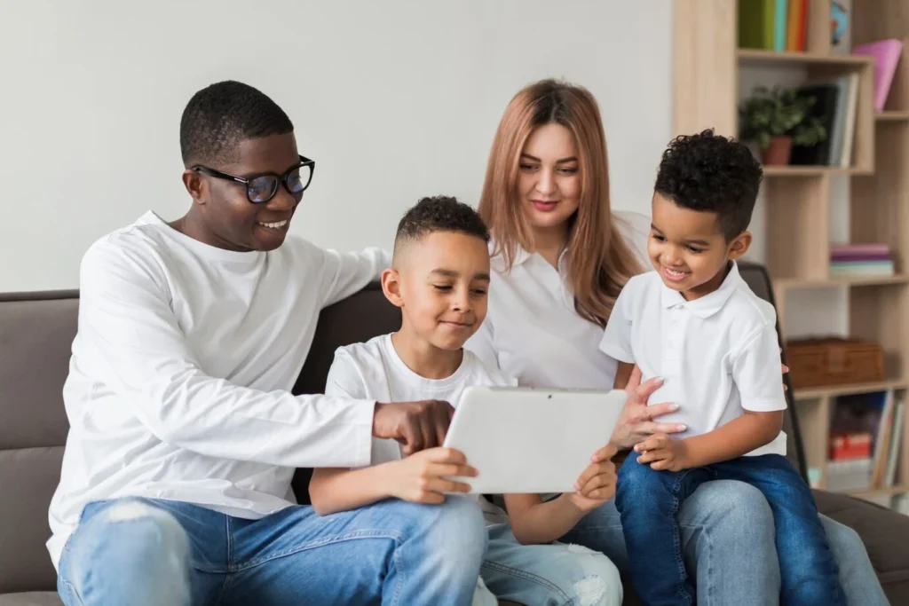 A educação parental auxilia na conexão familiar