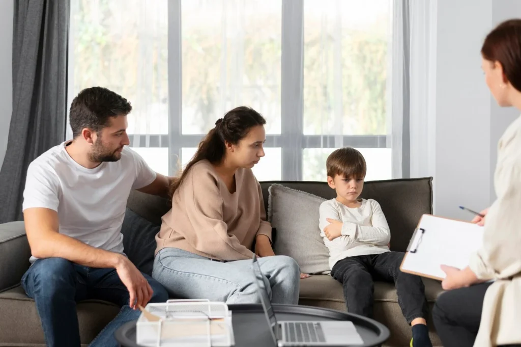 Veja quando procurar um coaching parental para ajudar nos conflitos familiares.