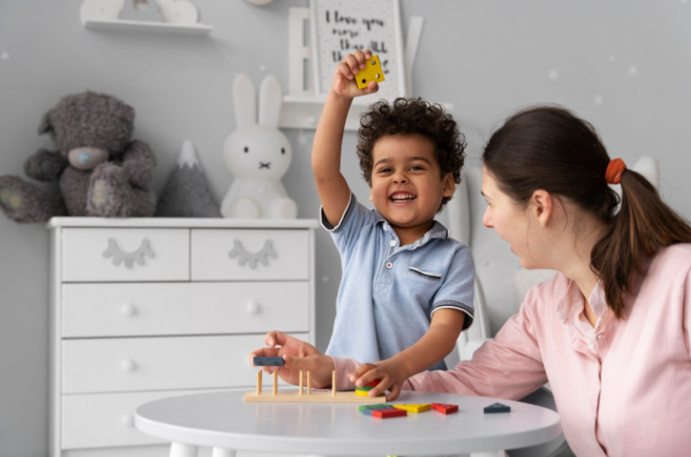 Entenda o papel crucial do educador parental e a importância da ética e responsabilidade na orientação familiar para impactar famílias e futuras gerações.