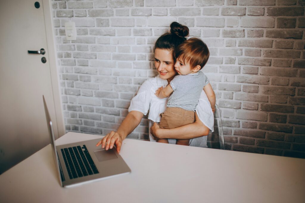 o-impacto-do-Coaching-Parental-na-construção-de-uma-maternidade-empreendedora-equilibrada-e-sustentável